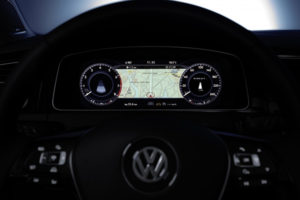 Volkswagen Golf - photo Volkswagen